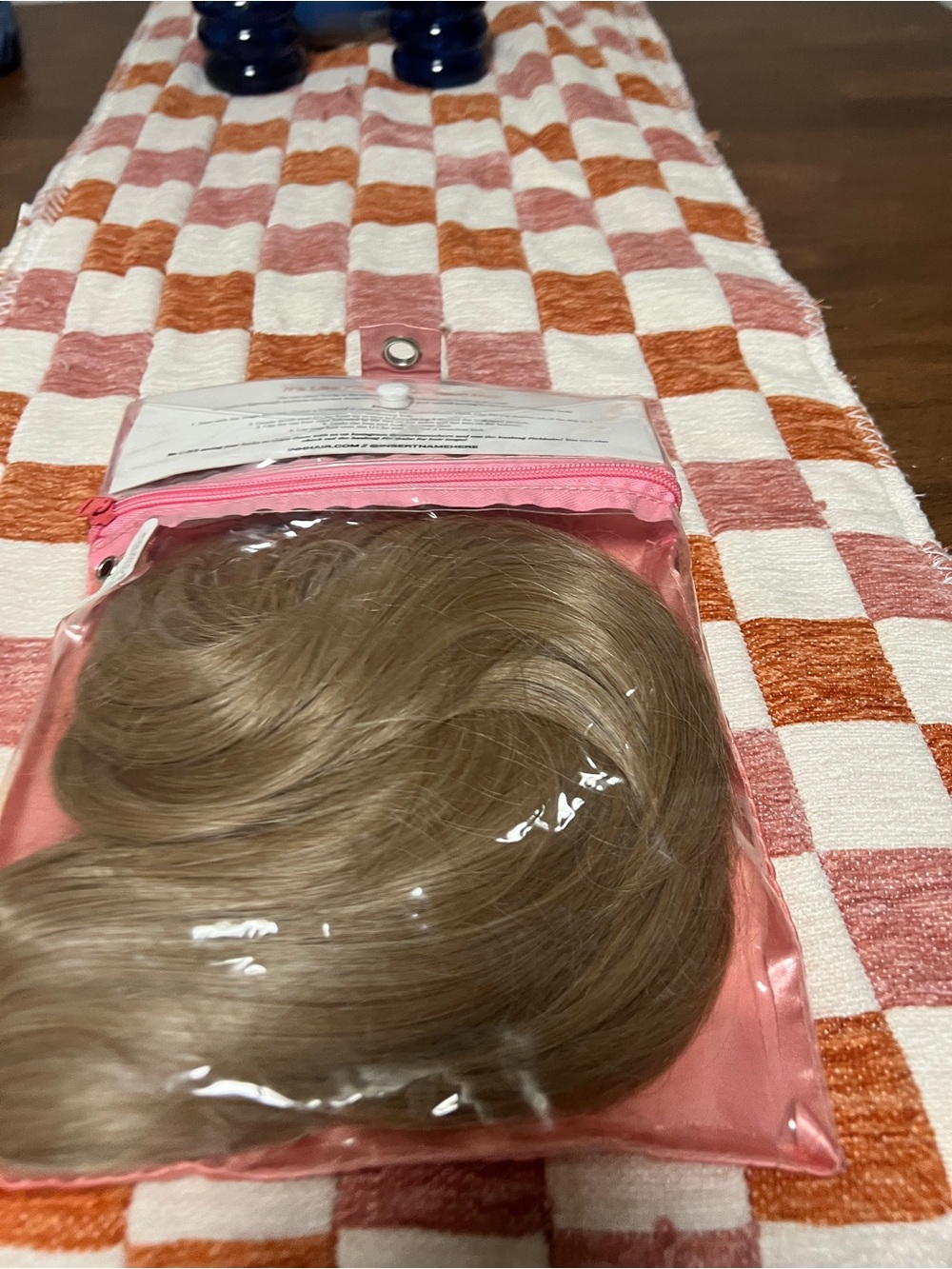 @InsertNameHere U-Clip in shade Honey